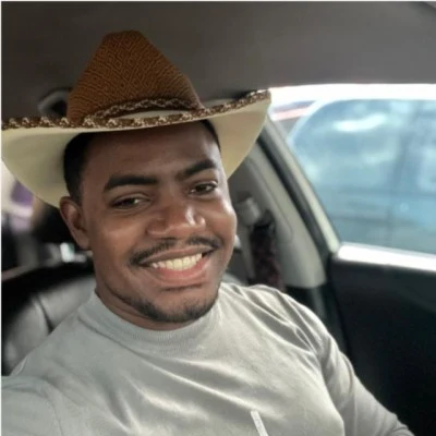 Carlos Familia, CRM and AI automation expert